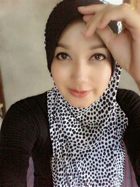 Tante Liadani Ngentot — Video JilbabViral.com.
